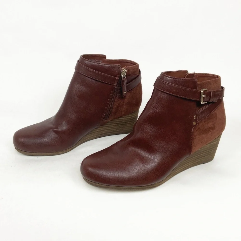 Dr. Scholls Cool Fit Memory Foam Double Vegan Leather Faux Suede Wedge Bootie
